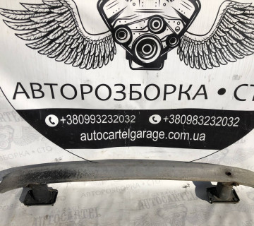 Підсилювач бампера заднього Mercedes w211
