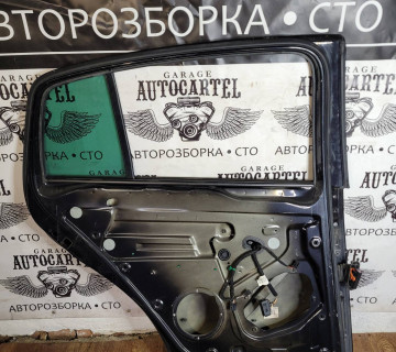 Дверка задня ліва Volkswagen golf 5 + 2003 - 2009