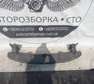 Підсилювач переднього бампера Volkswagen Golf 5 1k0807248c