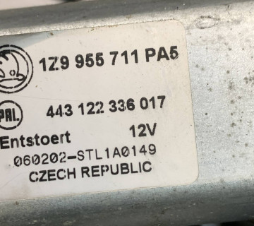 Моторчик заднього склоочисника Skoda Octavia (A5) 2004-2013 універсал 1z9955711pa5