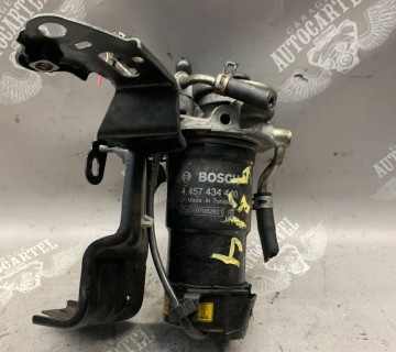 Фільтр паливний на Mazda Toyota avensis,corola Bosch 1457434440