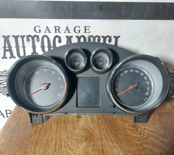 365903926 Панель приладів Opel Insignia 2008-2017