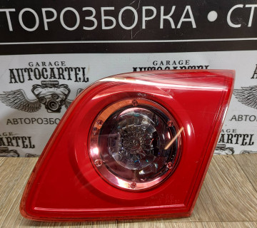 Ліхтар правий внутрішній Mazda 3 BK P2913R