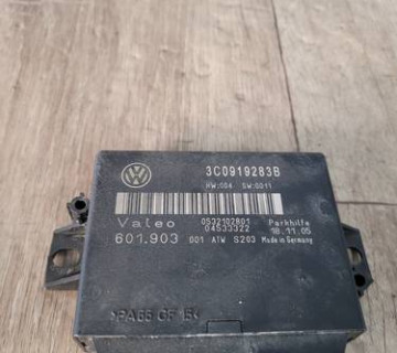 Блок управління парктроніком Volkswagen Passat B6 3c0919283b