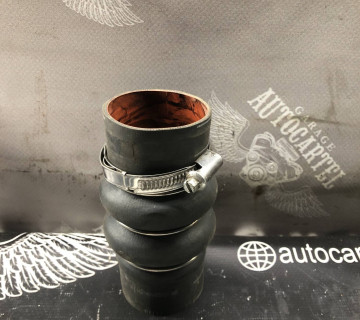 2T1Q6N650AB Патрубок інтеркуллера Ford connect