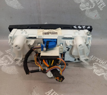 Блок управління клімат контролем Opel Corsa D 5p2716413