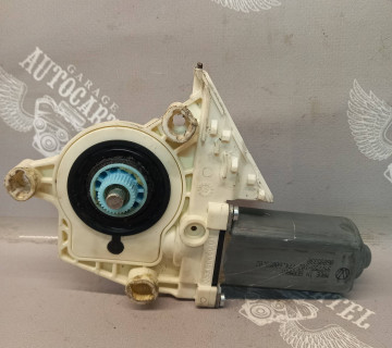 1k4839402d Моторчик склопідйомника правий задній Volkswagen Golf 5 2003 - 2009