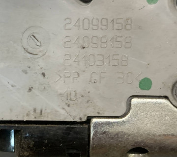 Замок дверей задній правий електролектр 6 пінів Peugeot 207 Citroen c4 picasso Expert 24099158; 24098158; 24103158