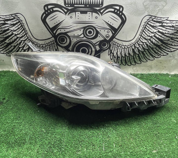 Фара передня права Mazda 3 p5117r під ксенон 21760372