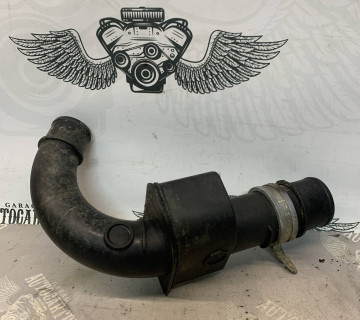 Патрубок інтеркулера 1.5 DCi Renault Scenic II / Megane II / Kangoo 8200240894b