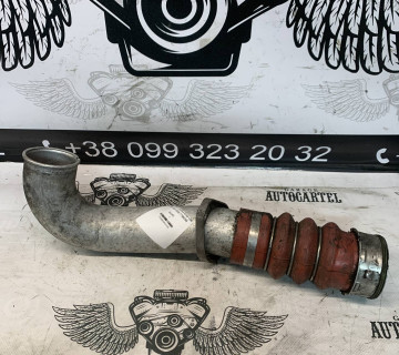 Патрубок турбіни bmw e90 e91 325 330d 7798098