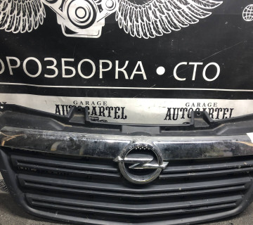 Решітка решітка радіатора решітка радіатора 623109857R Opel Movano Опель Мовано з 2010