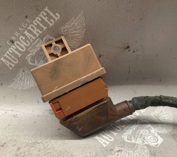 Реле електробензонасоса Peugeot 306 406 CITROEN C3 Picasso 240109