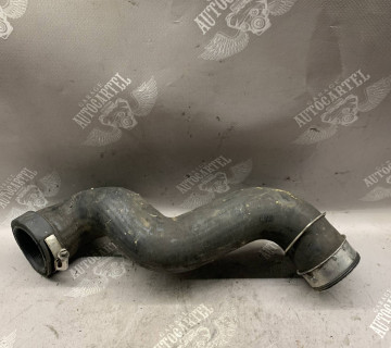 Патрубок інтеркулера Audi a4 b7 8E0145834p