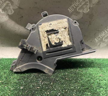 Захист кожух ременя грм Peugeot 407 Citroen C4 C5 1.6 HDI 9651560180