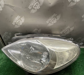 Фара передня ліва Citroën Xsara Picasso 9649557480