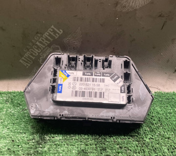 Блок керування сидінням заднім лівим Mercedes S-class (W220) 2208211558