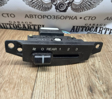 Блок управління пічкою MAZDA MPV 99-06 (МАЗДА ) (LC7361340)