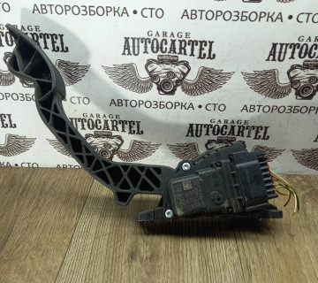Педаль газу електр пластик Ford C-Max 1.8 16V 2003-2010, 3M519F836AF
