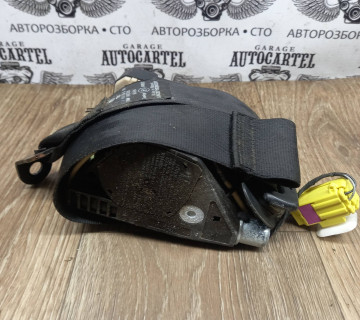 Ремінь безпеки передній правий з піропатроном VW Touran 2003-2010 1T1857706A