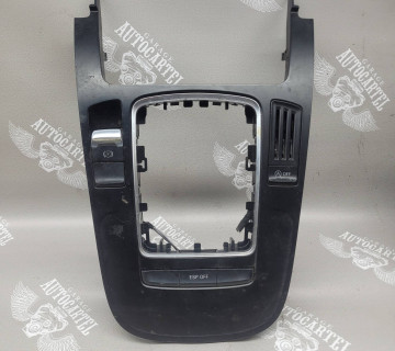 8k0864261 накладка кпп Audi a4 b8