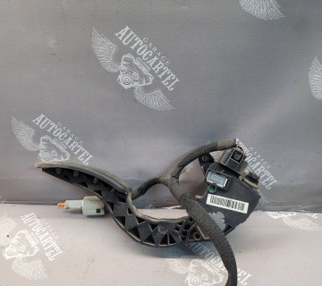 Педаль газа RENAULT FLUENCE 2009-2012 180100024R