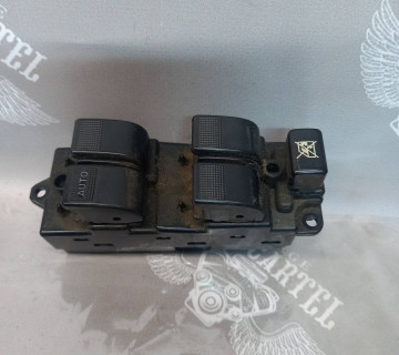 Блок управління склопідйомниками передній лівий -05 Mazda 6 2002-2007 gj6a66350a