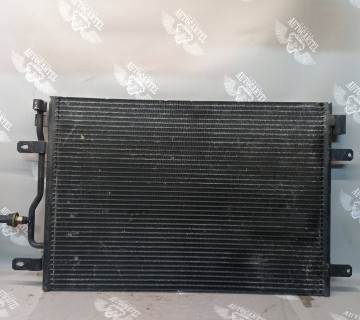 Радіатор кондіционера audi a4 b7 3.0d, ac812000s