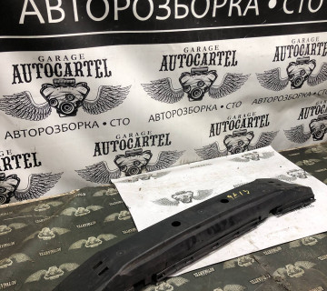 Абсорбер переднього бампера Volvo V50 2003-2012 30655876