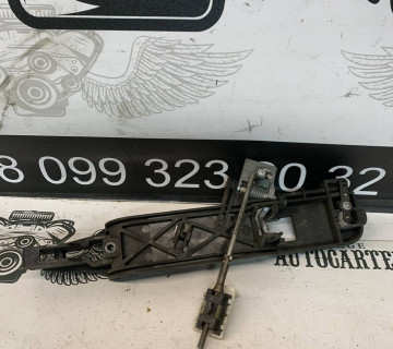 Кронштейн ручки дверей задньої правої Ford Mondeo 3 1s71-f226b22-ac