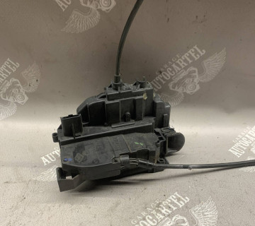 Замок передніх лівих дверей Renault Scenic 3 805030006r-a