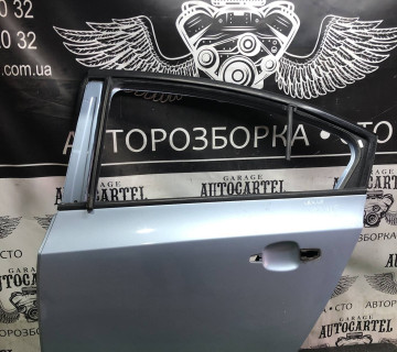 Дверка задня ліва Chevrolet Cruze седан 21971365