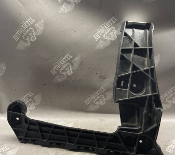 Кронштейн бампера лівий зад AUDI A4 B9 8w9807453c