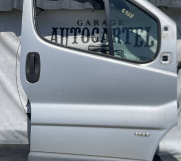 Двері передні праві Opel Vivaro 21105210