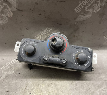 Блок управління пічкою/кондиціонером Renault Kangoo 2 5f2142600