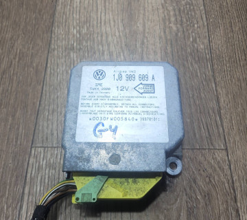 Блок керування airbac Vw Golf 4 1j0909609a