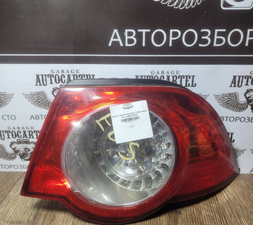 Ліхтра задній правий Volkswagen Eos 1q0945096h