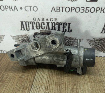 Замок запалювання Volkswagen Passat B5 4B0905851