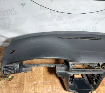 Передня панель VW Passat B5 (1997-2000) OE:3B1857002ABFMD К