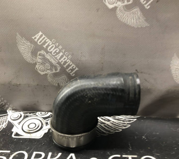 Патрубок інтеркулера 3B0145834P Audi A4 A6 Passat B5 Superb 1.9 TDi