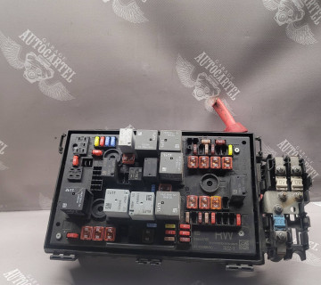Блок запобіжників BSI Opel Astra J 1.7CDTI 13343765