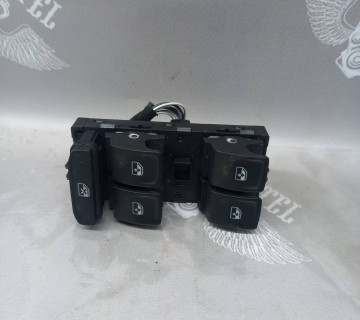 Блок управління склопідйомниками Audi A1 II 2018- Seat Ibiza V Leon III 5g0959857f