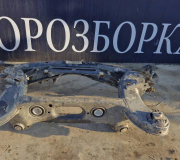 2123507901 Балка підвіски задня Mercedes w212