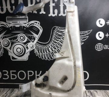 7l0955453d/e Бачок омивача скла,фар Volkswagen Touareg 1 2002—2010