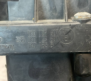 1k0129601ae корпус повітряного фільтра Volkswagen Golf 5 2003 - 2009