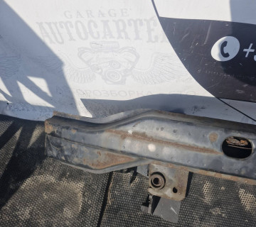 Підсилювач переднього бампера 2003-2010 2.2 CDI OM 646 A6396201434 639