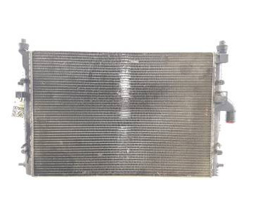 Радіатор охолодження Renault Logan, Duster, Sandero 1.5 dci, 1.6 16V 8200582026