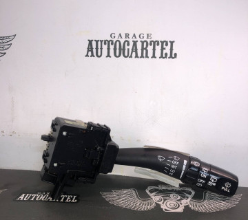 Підрульовий перемикач правий Hyundai Santa FE 2006-2012 202004725