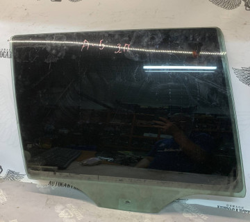 Скло дверей заднє праве Skoda Octavia A5 універсал, 21807626