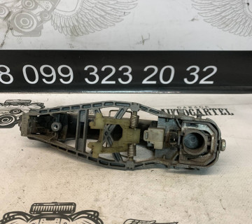 Кронштейн ручки двері передня права Volkswagen Caddy, Touran 1t0837886b, 1t0839886a